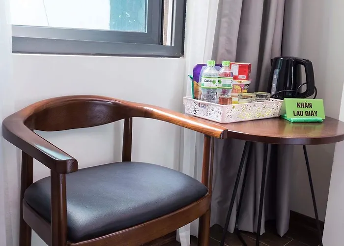Lily Hotel